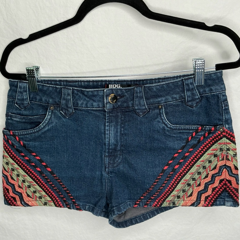 BDG Women's Sz 31 Dark Wash Denim Embroidered Boho‎ Festival Shorts Urban Outfit
